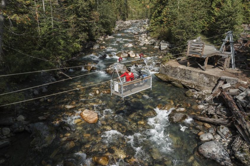 crossing carpenter creek on galena trail