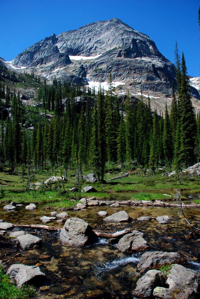 Drinnan Lake Kootenays